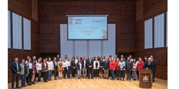 akdeniz-dilleri-merkezinden-sertifika-coskusu