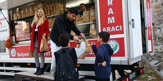Balçova Belediyesi’nden Okullarda Beslenme Desteği