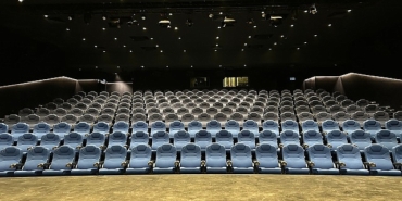 fisekhanede-yeni-sinema-deneyimi-world-cinezone-acildi