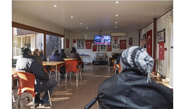 izmirde-sosyal-belediyecilik-isitiyor