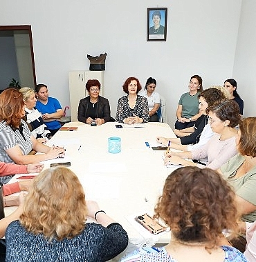 narliderede-kadinlar-haklarini-ogreniyor