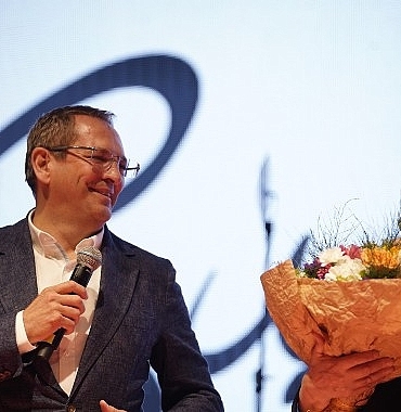 suzan-kardes-ve-egeden-hasat-coskusu