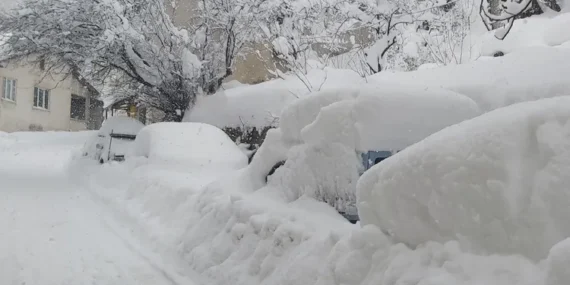 AFAD’dan Doğu ve Batı Karadeniz ile Doğu Anadolu’ya çığ uyarısı!